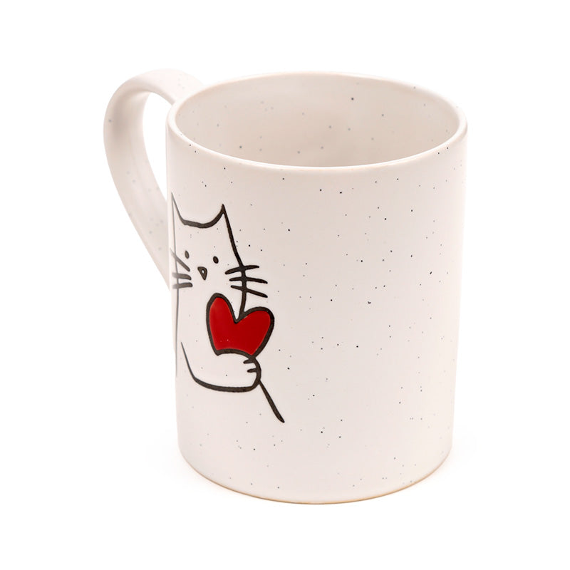 Giftable stoneware mug with cat design