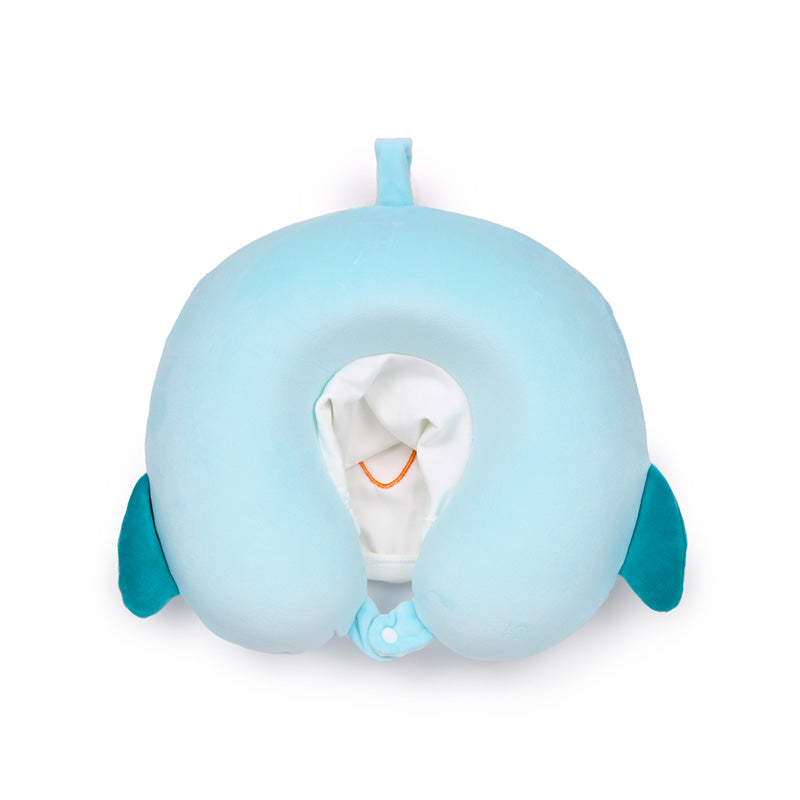 Relaxing with Hoodeazzz Travel Pillow & Hood