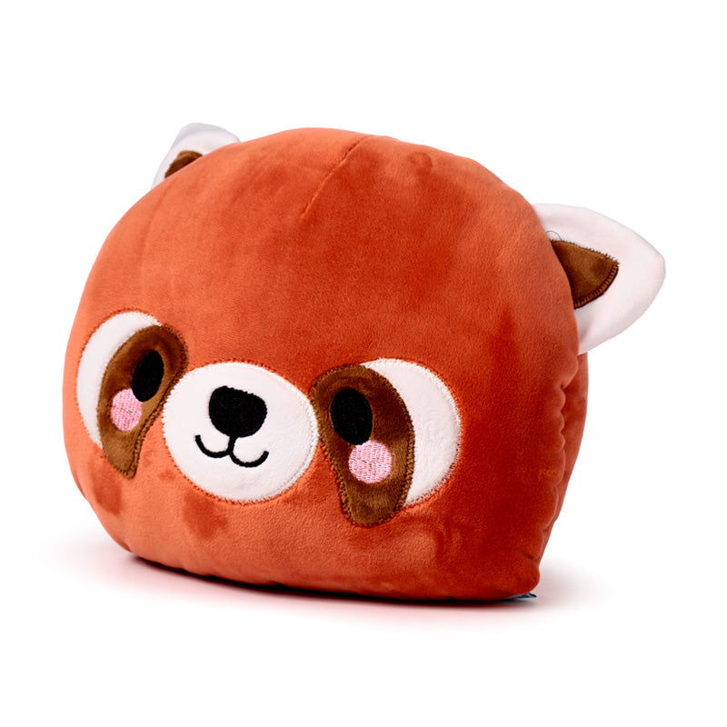 Adoramals Ru the Red Panda blanket in use