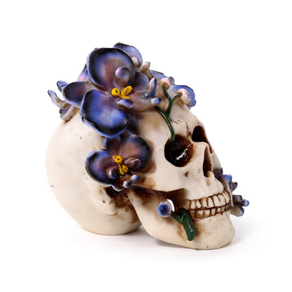 Artistic skull ornament for collectors and gift-givers