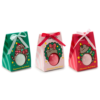 Festive Gift Box with Pusheen Bath Bomb