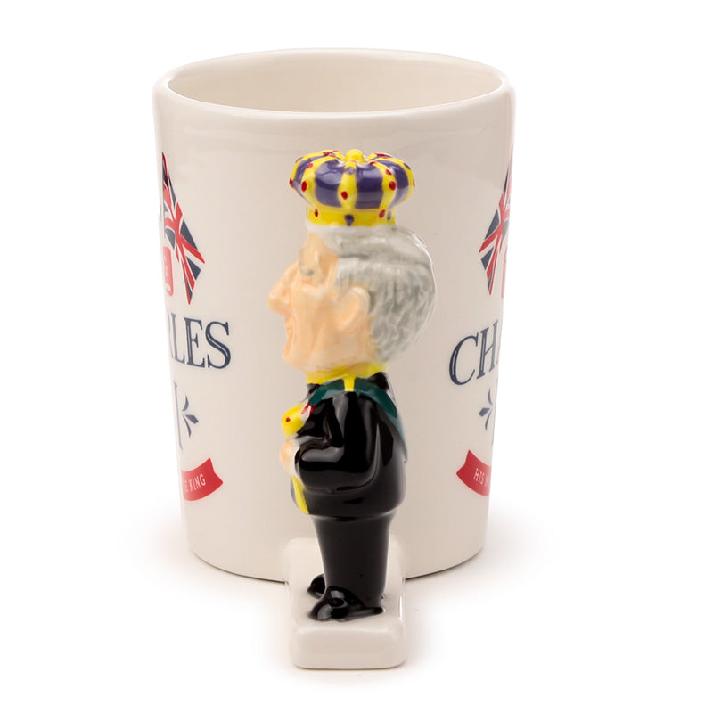 Stylish mug with royal design and comfortable grip