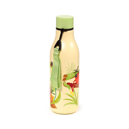 Reusable insulated drinks bottle with a non-slip base