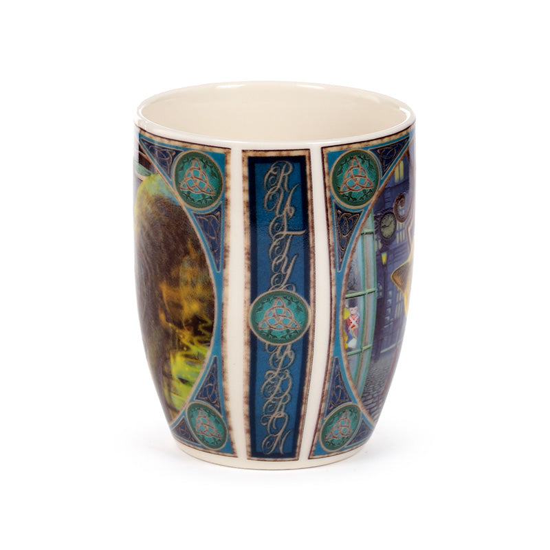 Decorative Lisa Parker Rusty Cauldron Cat Mug