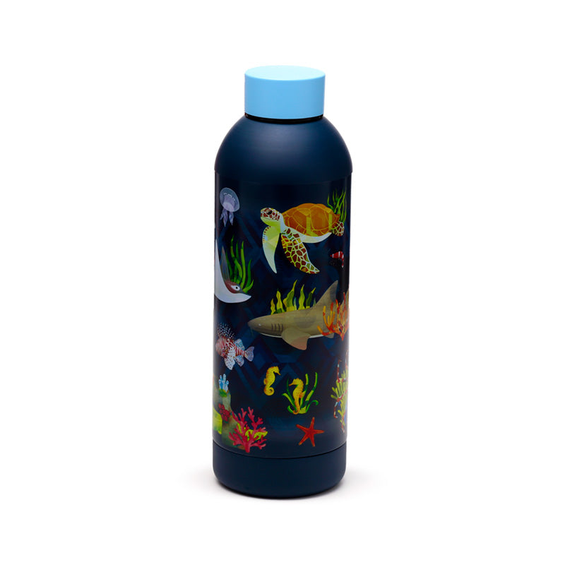 Marine Kingdom Insulated Drinks Bottle in use