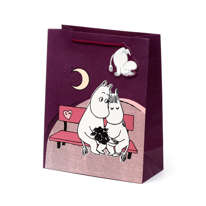 Matching gift tag included with Moomin Gift Bag