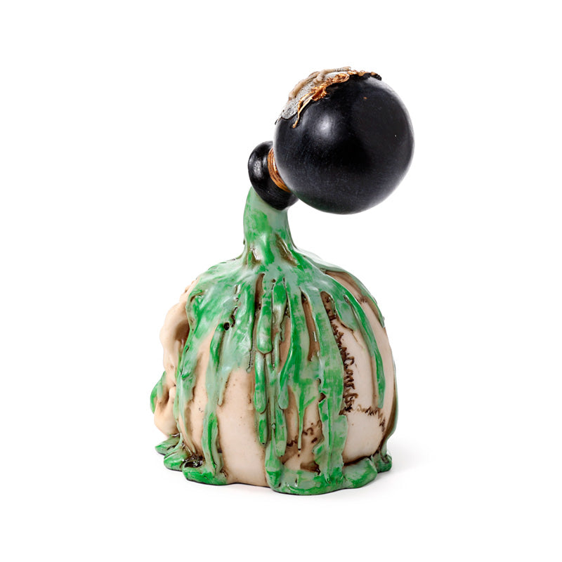 Intricate Design of Screaming Skull Decorative Ornament