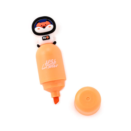 Highlighter designed for young artists