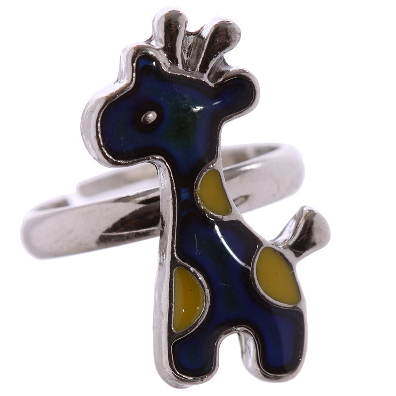 Wildlife Animal Mood Ring displayed on a finger