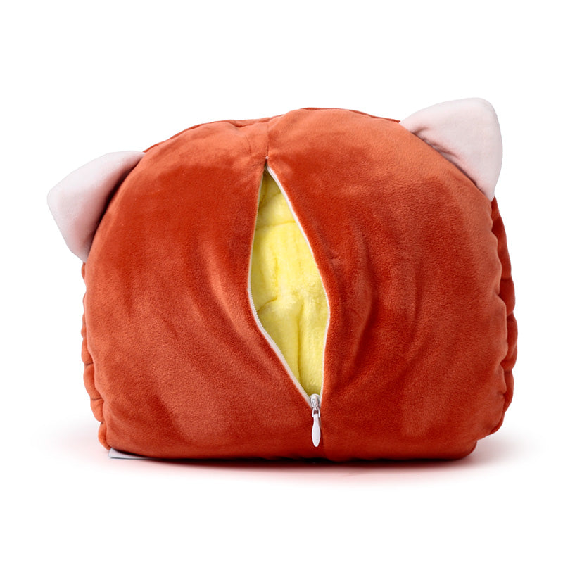 Adoramals Ru the Red Panda plush toy close-up