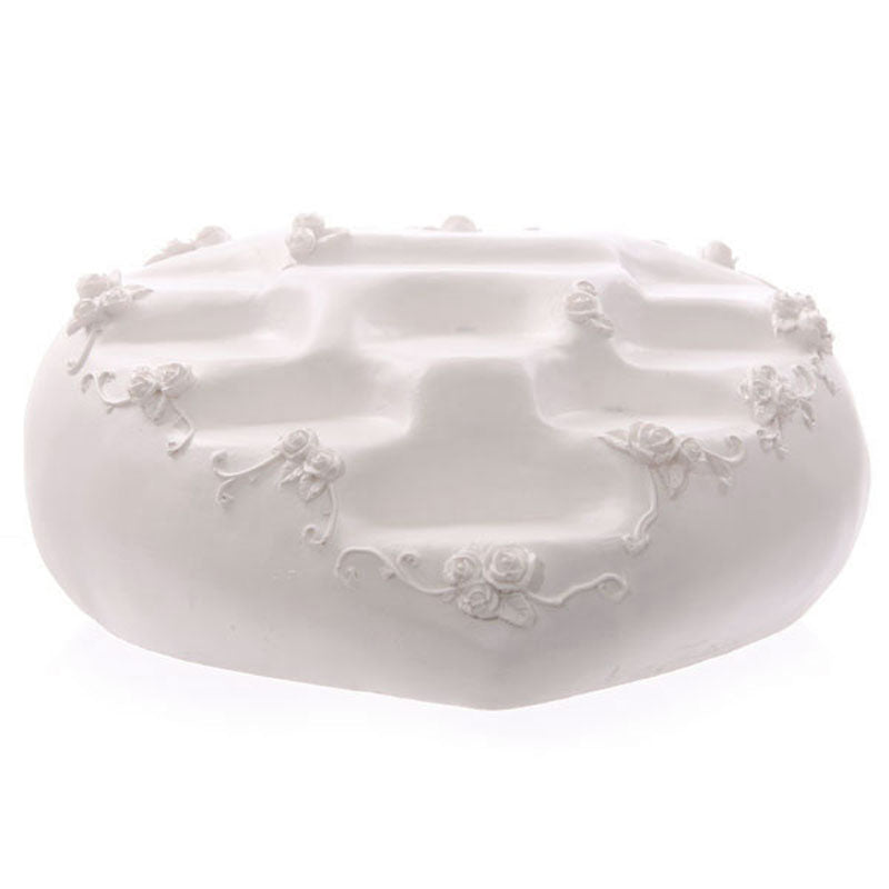 Elegant heart shaped display stand for home decor