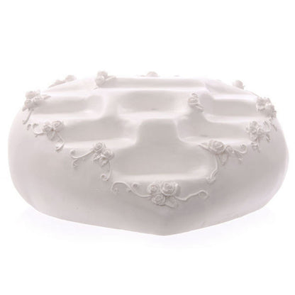 Elegant heart shaped display stand for home decor