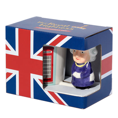 London Souvenir Queen mug perfect for gifting