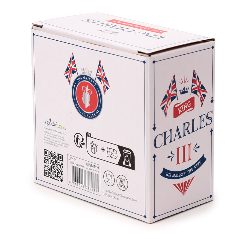 Elegant dining table decor with salt and pepper set