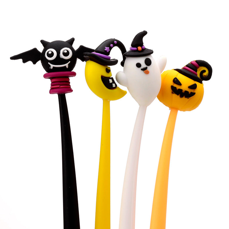 Fine tip pen with moon topper