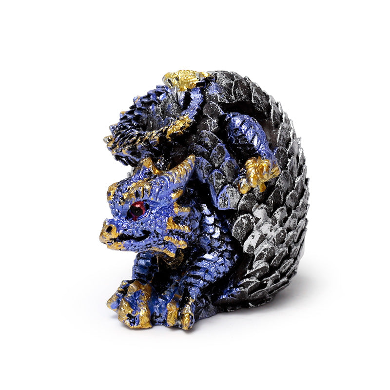 Elements Dragon - Hatching Dragon Egg in a themed decor